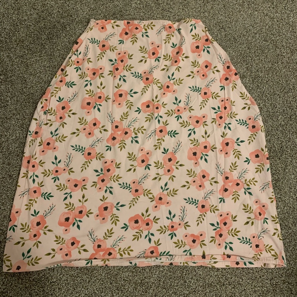 Car seat cover/Nursing cover